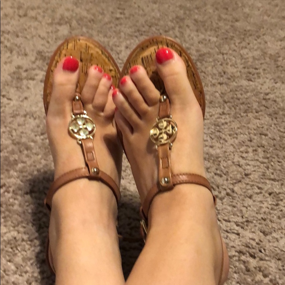 Gorgeous tan statement sling back sandals